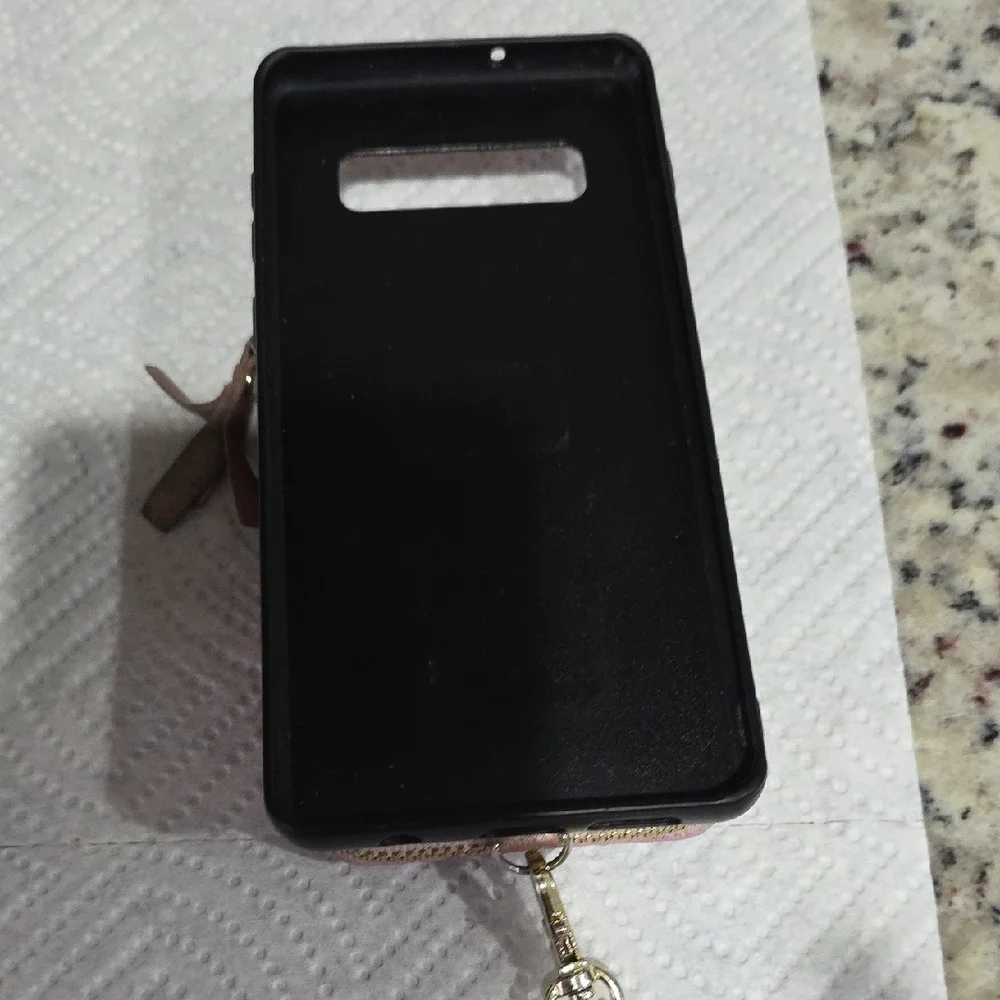 Samsung Galaxy S10+ Phone With 2 Phone Cases
